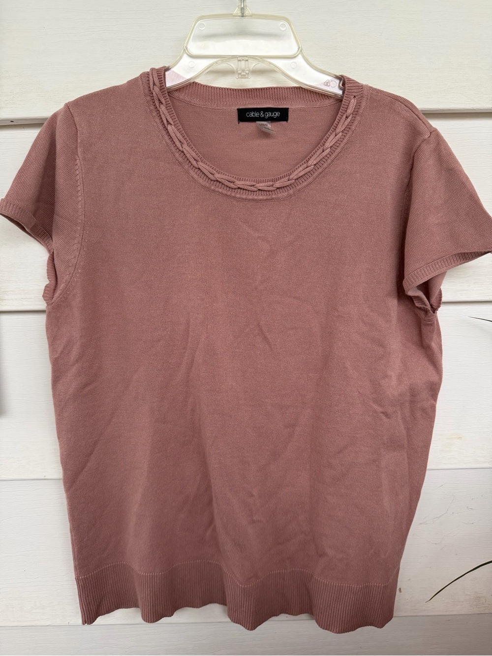 Cable & Gauge Dusty Rose Short Sleeve Knit Top Braided Neckline Size Large